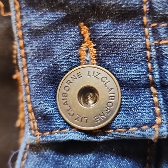 Liz Claiborne Jeans - Picture 4 of 6
